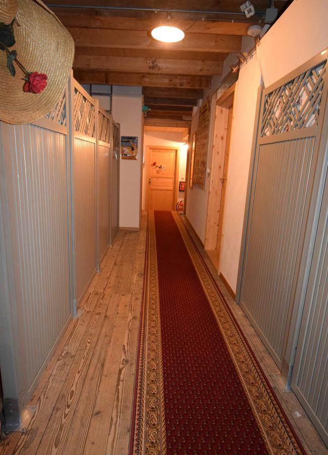 Bed & Breakfast Im Chellhof Benken  Bagian luar foto