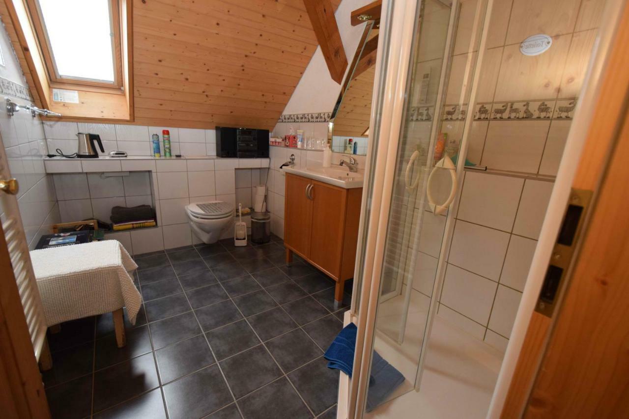 Bed & Breakfast Im Chellhof Benken  Bagian luar foto