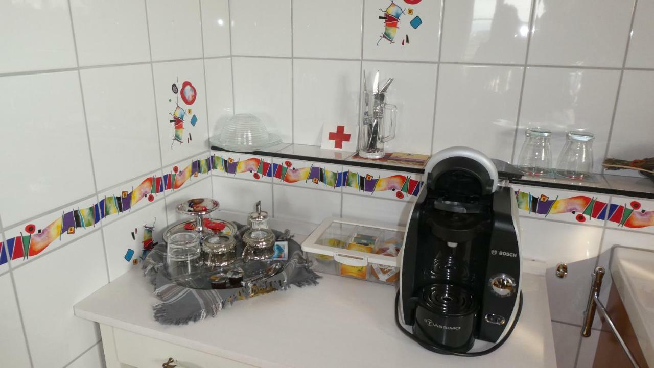 Bed & Breakfast Im Chellhof Benken  Bagian luar foto